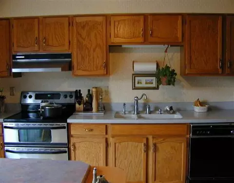 105 Cooks Ct, Waterford, NY 12188 photo 6