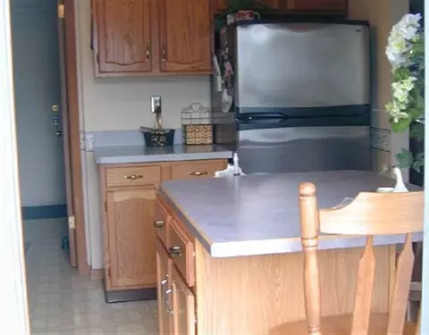105 Cooks Ct, Waterford, NY 12188 photo 5