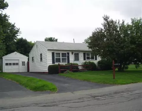1 Jones Dr, Schenectady, NY 12309 photo 1