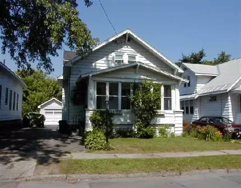 1119 Dean St, Schenectady, NY 12309 photo 1