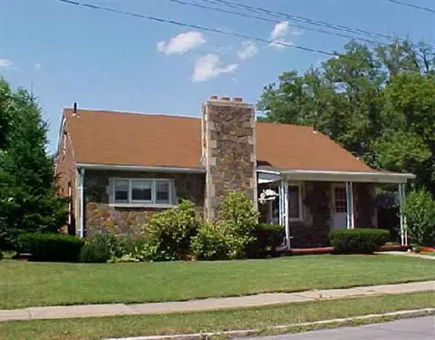1805 Broad St, Schenectady, NY 12306 photo 1