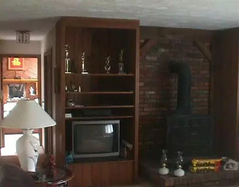 4 Pineview Ln, Clifton Park, NY 12065 photo 3