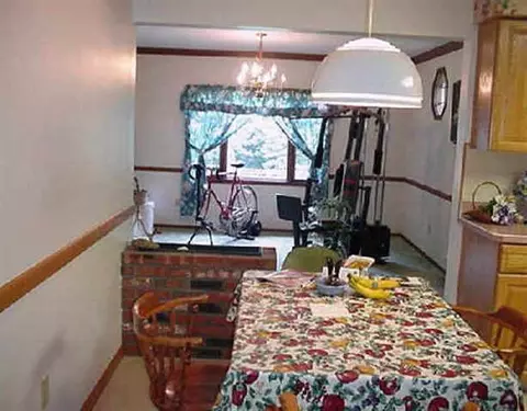33 Tieman Rd, Schenectady, NY 12302 photo 8