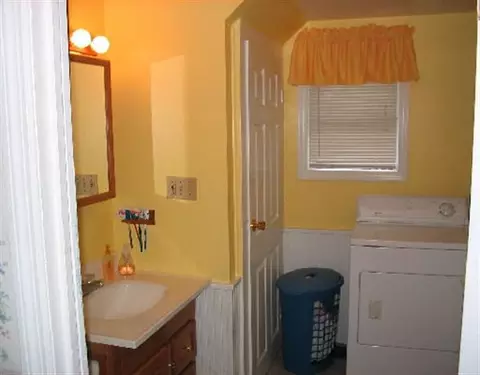 65 Wall St, Corinth, NY 12822 photo 4