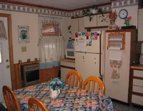 65 Wall St, Corinth, NY 12822 photo 5