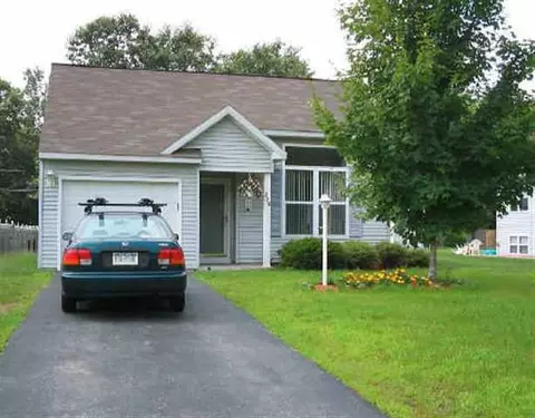 228 Meadowlark Dr, Ballston Spa, NY 12020 photo 1
