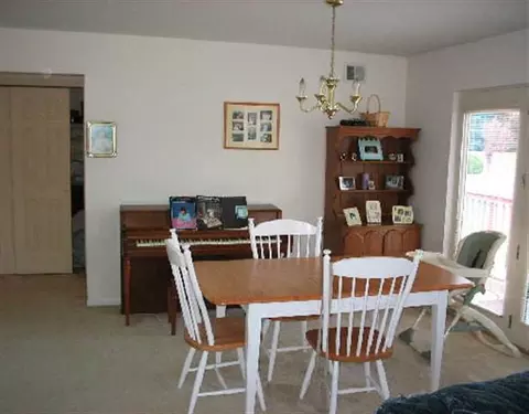 228 Meadowlark Dr, Ballston Spa, NY 12020 photo 4