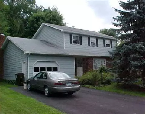 88 Fairlawn Dr, Selkirk, NY 12158 photo 1