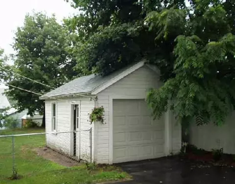 15 Corlaer Ave, Schenectady, NY 12304 photo 2