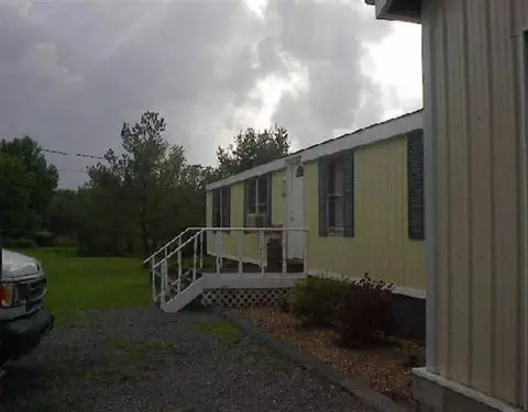 207 Fox St, Esperance, NY 12066 photo 2