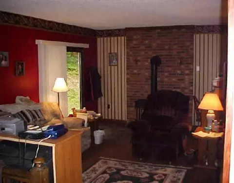 7 Poe Ct, Ballston Spa, NY 12020 photo 3