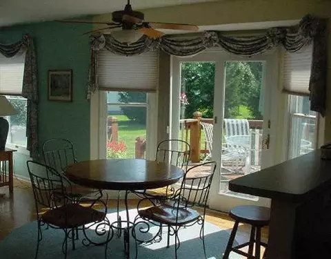 14 Nadeau Rd, Clifton Park, NY 12065 photo 8
