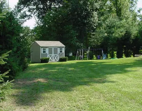14 Nadeau Rd, Clifton Park, NY 12065 photo 3