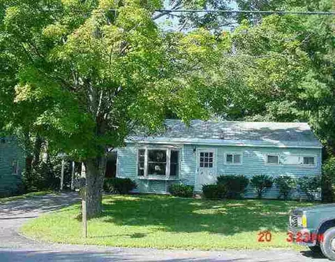 47 Jones Dr, Schenectady, NY 12309 photo 1