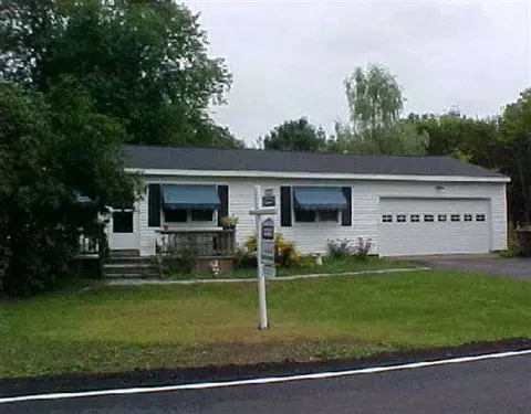 45 Elm Ave, Selkirk, NY 12158 photo 1