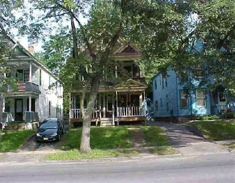 401 Mcclellan St, Schenectady, NY 12304 photo 1