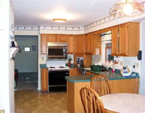 6 Bear Cub Xing, Saratoga Springs, NY 12866 photo 4