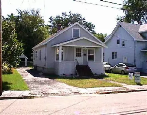16 Cromer Ave, Schenectady, NY 12304 photo 1