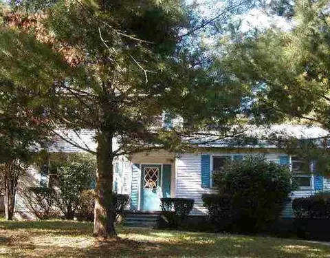 10 Middlesex Dr, Slingerlands, NY 12159 photo 1