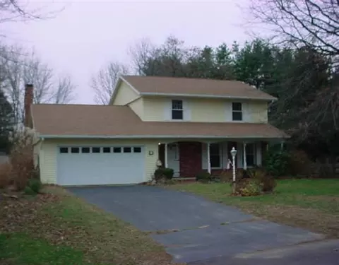 14 Sutherland Ct, Delmar, NY 12054 photo 1