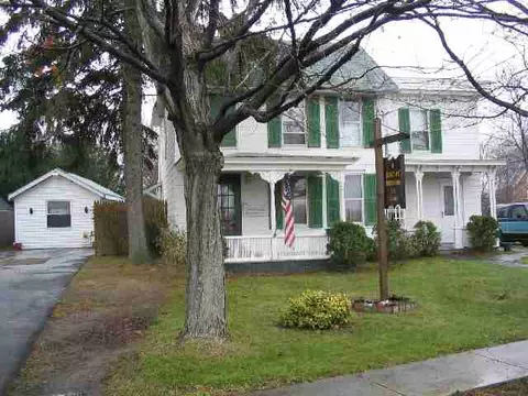 8 Sunset Ave, Kinderhook, NY 12106 photo 1