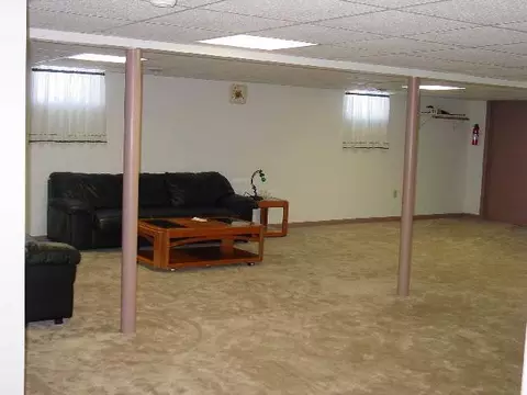 155 Marshall Ave, Schenectady, NY 12304 photo 3
