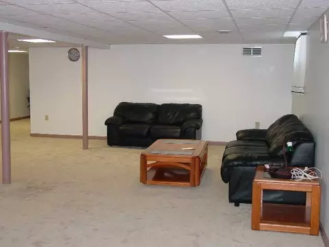 155 Marshall Ave, Schenectady, NY 12304 photo 4