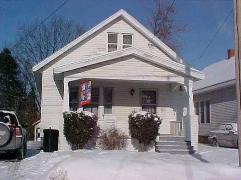 315 Linden St, Schenectady, NY 12304 photo 1