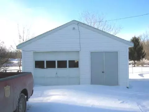2025 Foster Ave, Schenectady, NY 12308 photo 2