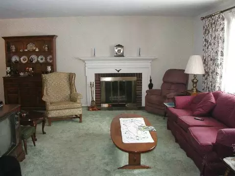 54 Murray Ave, Delmar, NY 12054 photo 2