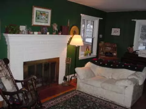 208 Adams St, Delmar, NY 12054 photo 2