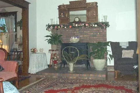 1066 Waverly Pl, Schenectady, NY 12308 photo 3