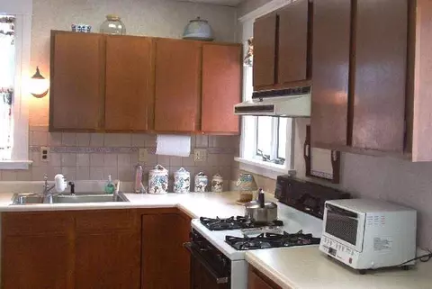 55 Marriott Ave, Schenectady, NY 12304 photo 3