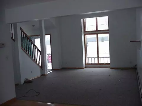 27 Plant Rd, Halfmoon, NY 12065 photo 5