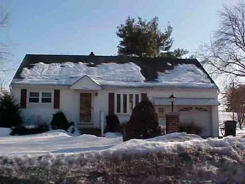 1011 W Claremont Ave, Schenectady, NY 12303 photo 1