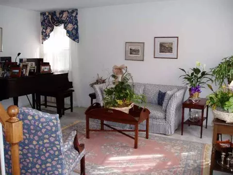 88 Carstead Dr, Slingerlands, NY 12159 photo 5