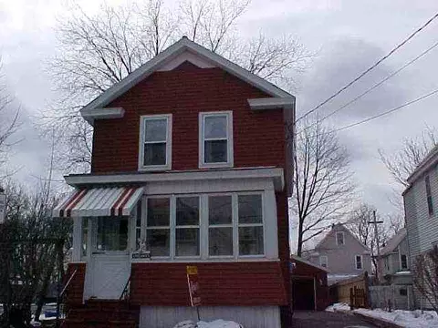 964 Strong St, Schenectady, NY 12307 photo 1