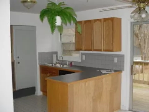 114 Lomasney Ave, Schenectady, NY 12308 photo 5