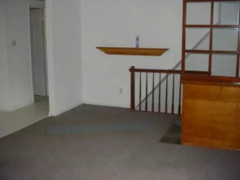 114 Lomasney Ave, Schenectady, NY 12308 photo 9