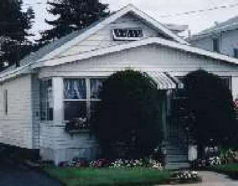 30 Laurel Ave, Schenectady, NY 12304 photo 1
