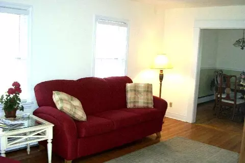 35 Harrison Ave, Delmar, NY 12054 photo 2