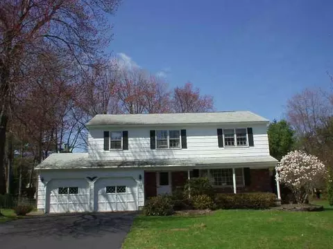 77 Kenaware Ave, Delmar, NY 12054 photo 1