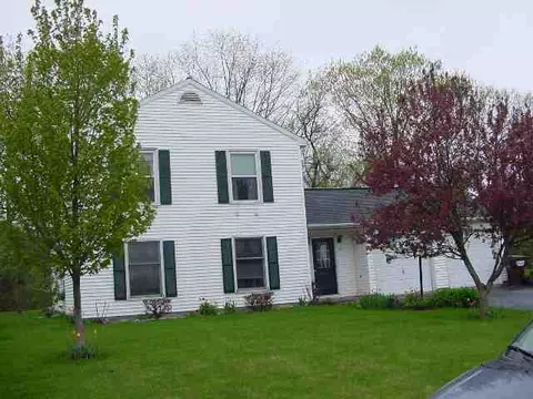 2325 Hanover Dr, Delmar, NY 12054 photo 2