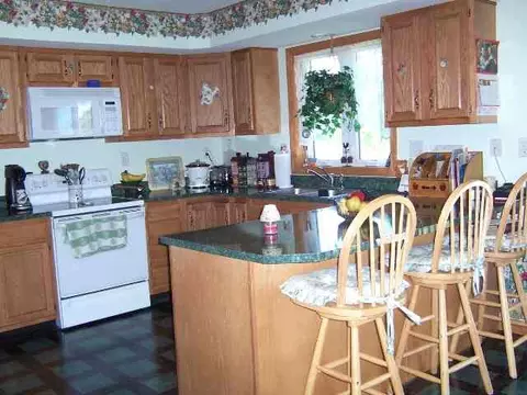 618 Queen Anne Rd, Florida, NY 12010 photo 2