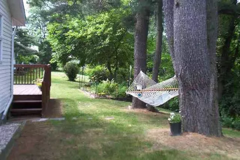 31 Sunset Dr, Delmar, NY 12054 photo 9
