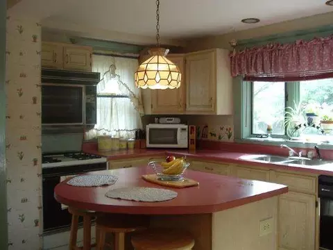 826 Lakewood Ave, Schenectady, NY 12309 photo 3
