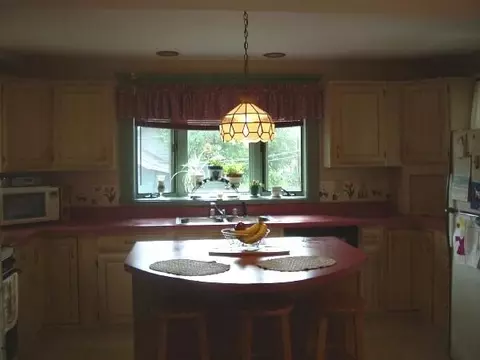 826 Lakewood Ave, Schenectady, NY 12309 photo 4