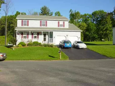 106 Trinity Pl, Selkirk, NY 12158 photo 1