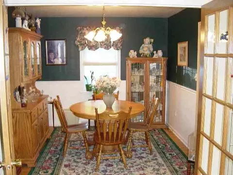 106 Trinity Pl, Selkirk, NY 12158 photo 7