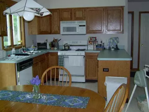 71 Rotterdam Dr, Glenmont, NY 12077 photo 3